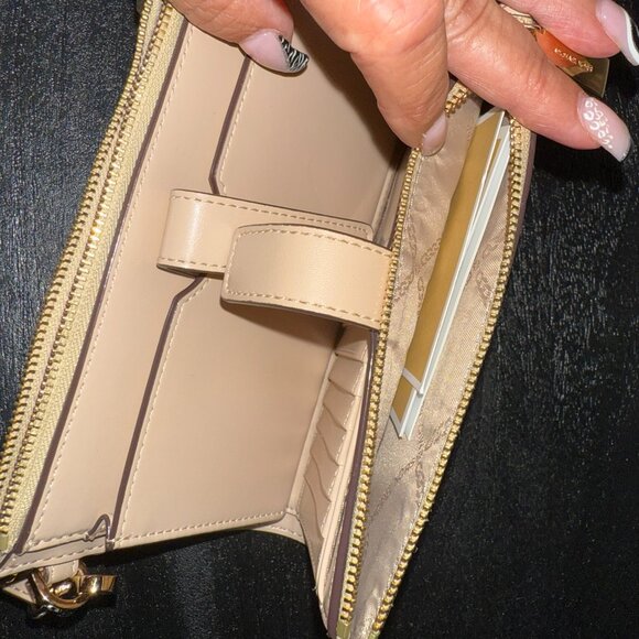 Michael Kors Jet Set Shiny Gold Double-Zip Wristlet - Picture 4 of 5